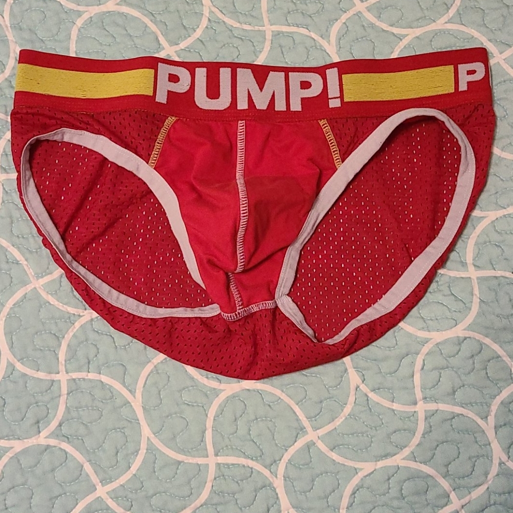 Pump! Red mesh briefs